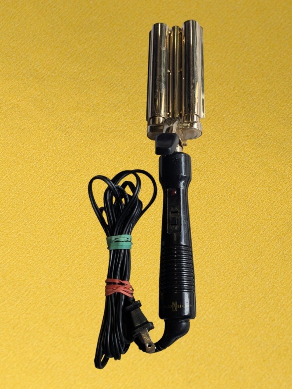 Gold N Hot Black and Gold Double Barrel Hair Waver with Cord